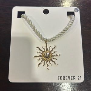 FOREVER 21 sun necklace